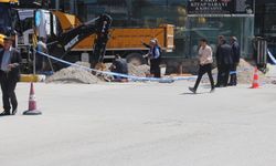 Van Beşyol’da su hattı patladı! Güzergah trafiğe kapatıldı...