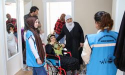 Van’da engelli kadına tekerlekli sandalye hediye edildi
