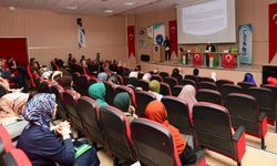 Van YYÜ’de “Tüm Yönleriyle Filistin” sempozyumu