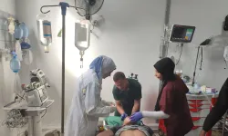 Siyonist rejim ambulansların Refah'taki katliam bölgesine ulaşmasını engelledi