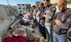 Gazze'de siyonist vahşet: 54 bin 607 şehit