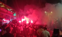 Van’da tarihi gece: Vanspor 1. Lig’e yükseldi, kentte şampiyonluk coşkusu