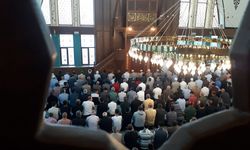 Van'da Kurban Bayramı namazı sevinç ve coşku ile kılındı