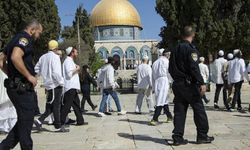 Siyonistlerden Mescid-i Aksâ'ya yeni baskın