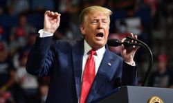 Trump'tan 12 ülkeye yeni seyahat yasağı: İran, Afganistan ve Yemen de listede