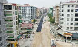 Eski Cezaevi Caddesi’nde asfalt serimi başladı