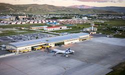 Van’da turizmciler isyanda! Uçuş yok, bilet yok, mağduriyet çok!