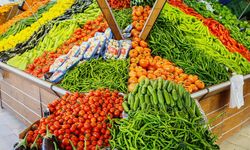 Van’da pazar alışverişi cep yakıyor!