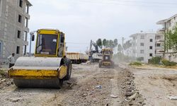 Edremit’te ulaşım ve altyapı çalışmaları sürüyor
