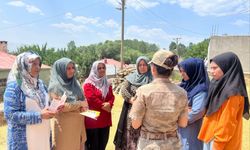 Van Jandarmasından asayiş ve bilgilendirme faaliyeti