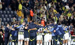 Fenerbahçe, 3 Maç Sonra Galip: Antalyaspor’u 2-0 Yendi
