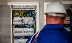 İzmir elektrik kesintisi! 22 Eylül İzmir'de elektrik kesintisi ne zaman bitecek, elektrikler ne zaman gelecek?