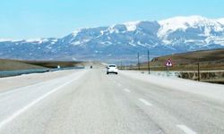Van Özalp-İpekyolu Arası Mesafe ve Yol Bilgisi