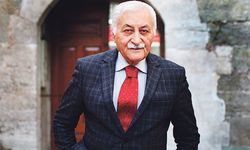 Usta Şair Yavuz Bülent Bâkiler Hayatını Kaybetti