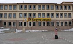 Van Şehit İsmail Öztürkçü Anadolu Lisesi