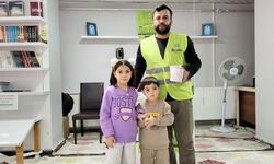 Vanlı çocuklar kumbaralarını Gazze'ye bağışladı