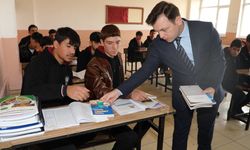 Başkale Kaymakamı Erdoğan’dan Anadolu İmam Hatip Lisesi’ne ziyaret