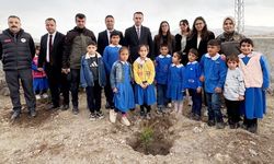 Çaldıran’da fidan dikim etkinliği düzenlendi