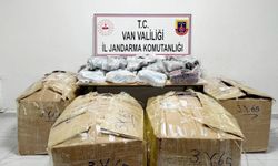 Başkale’de 1 milyon 235 bin TL değerinde kaçak mal ele geçirildi