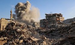SON DAKİKA: İsrail Gazze'ye saldırıyor: Şehit ve yaralılar var