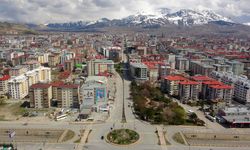 Van Hatay Arası Kaç Kilometre