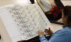 Yeni banknotlar bugün tedavüle girdi
