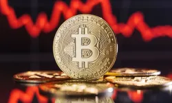 Bitcoin'den sert düşüş: Piyasadan 2 milyar dolar silindi