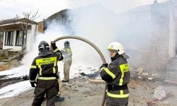 Helikopter evin üzerine düştü: 4 kişi öldü