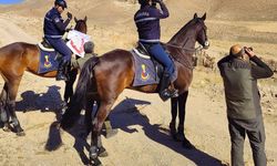 Van’da atlı birliklerle av koruma-kontrol çalışmaları devam ediyor