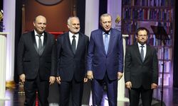 İlim Yayma Ödülleri sahiplerini buldu: Büyük Ödül Prof. Özcan Erel’e verildi