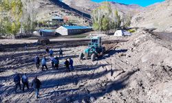 Müdür Aksoy, Erciş’te taşkın koruma çalışmalarını inceledi