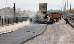 Şemsibey Caddesi’nde asfalt çalışması sürüyor