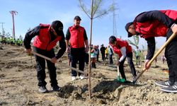 Van Umut Kervanı’ndan "Geleceğe Nefes" kampanyasına destek