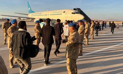 Van’da 300 Afgan göçmen ülkelerine geri gönderildi