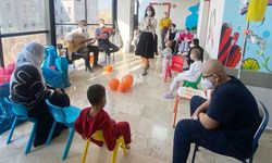 Van’da lösemili çocuklara moral etkinliği
