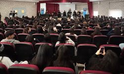 Van’da okul öğrencileri müzikle buluştu