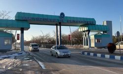 Van YYÜ Senatosundan tatil açıklaması