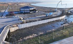 Akköprü Deresi ve Abdurrahmangazi Mahallesi’ndeki çalışmalar denetlendi