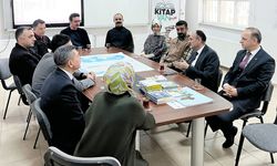 Müdür Çandıroğlu’ndan Kitap Van ve Etüt Van’a ziyaret