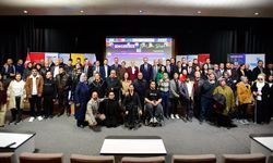 Van YYÜ’de ‘Engelsiz Bir Ufka Doğru’ programı düzenlendi