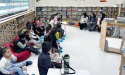 Van’da Şabaniye Anaokulu öğrencileri kütüphanede buluştu