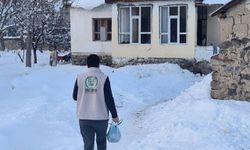 Umut Kervanı, Muradiye’de kırmızı et yardımında bulundu