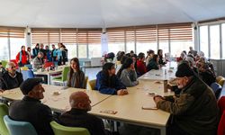 Van’da yaşlı ve Alzheimer hastalarına taş boyama etkinliği