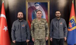 Vanolay Gazetesi muhabirlerinden Tuğgeneral Avkıran’a nezaket ziyareti