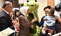 Bakan Mahinur Özdemir Göktaş Van'da: Çocuk servisini ziyaret etti