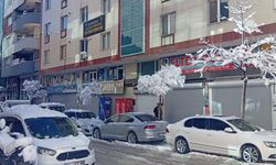 Van'da elektrik kesintisi esnafı mağdur etti