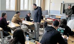 Müdür Çandıroğlu, Etüt Van Kurslarını ziyaret etti