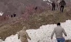 Uçuruma yuvarlanan araçta can pazarı: 3 ölü, 5 yaralı!