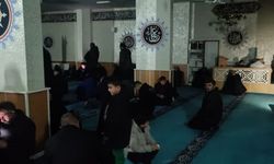 Van’da Cuma namazı karanlıkta kılındı!