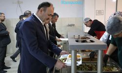 Van’da ‘iftarda buluşalım’ sofrasında gönüller bir oldu